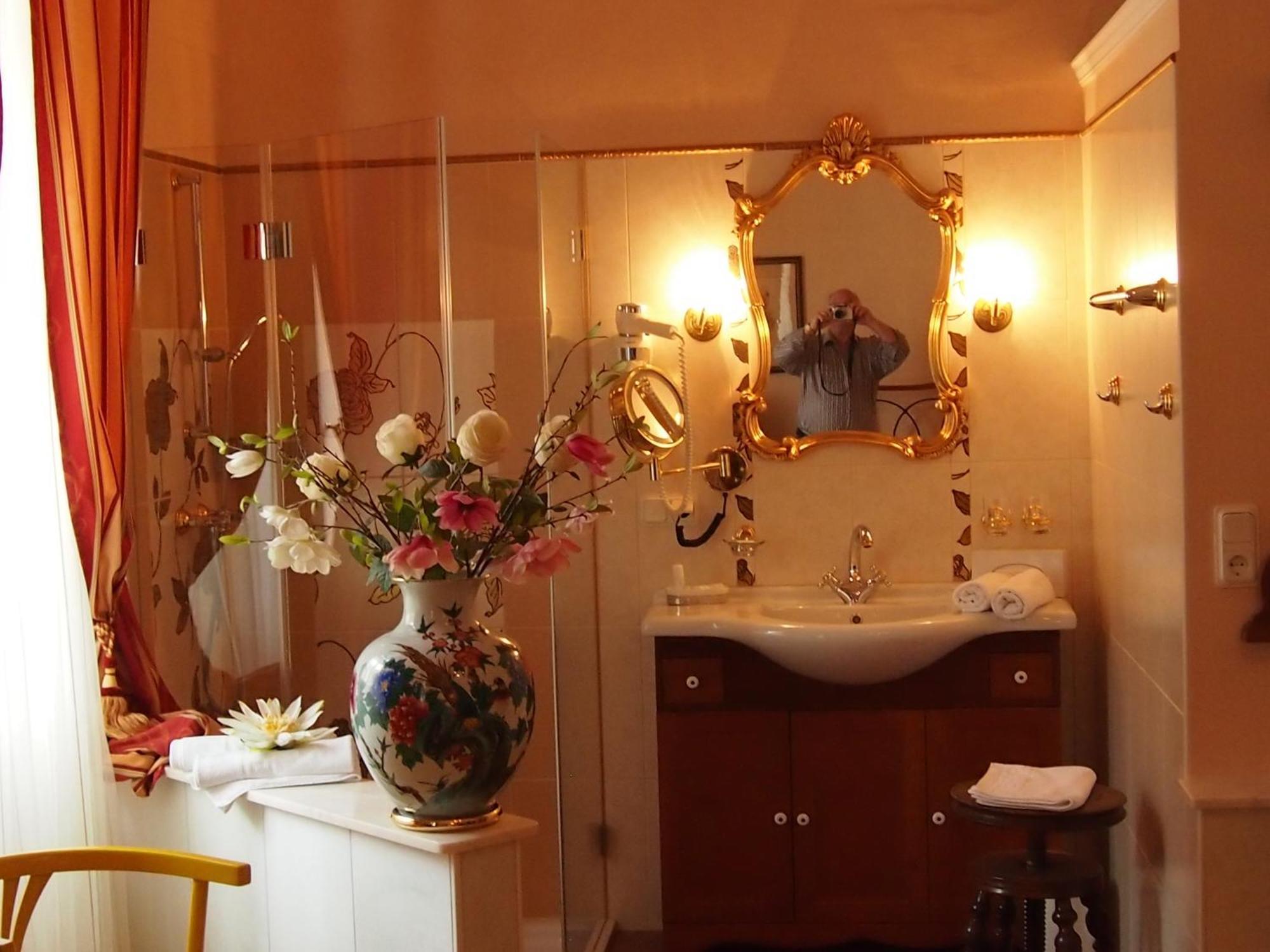 Boutique Hotel Ur-Wachau Weissenkirchen in der Wachau Cameră foto